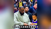 你再怎么讨厌詹姆斯，看到这视频也该释怀了吧，伟大无需多言